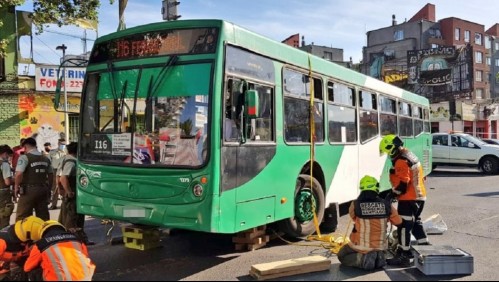 Mujer muere tras ser atropellada por bus del Transantiago en Estación Central