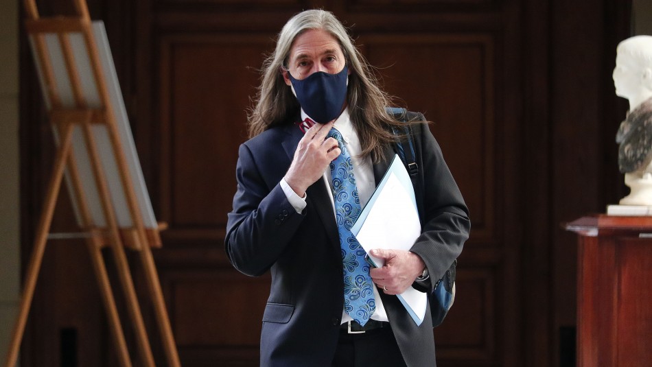 Senador Letelier aprobará retiro del 10% pero critica no gravar rentas más altas Senador Letelier aprobará retiro del 10% pero critica no gravar rentas más altas