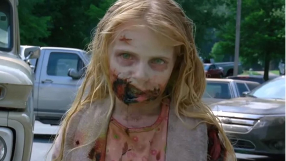 The Walking Dead: Así está la niña zombie del primer capítulo estrenado hace 10 años The Walking Dead: Así está la niña zombie del primer capítulo estrenado hace 10 años