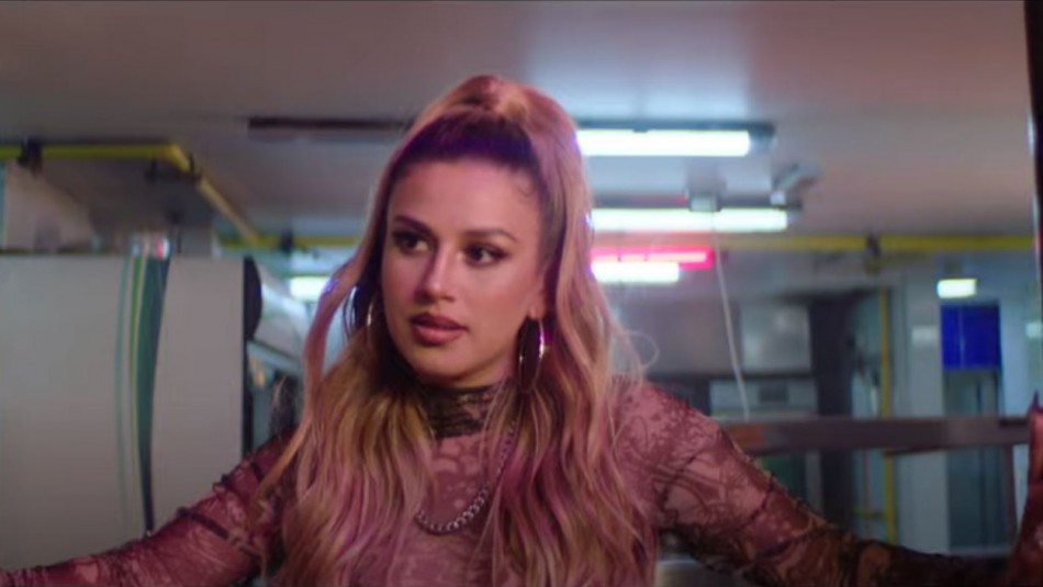 Karla Melo protagoniza encendida nueva canción de los Power Peralta Karla Melo protagoniza encendida nueva canción de los Power Peralta