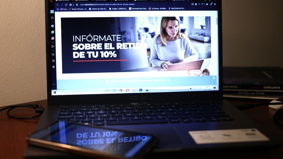 Imagen referencial de archivo Segundo retiro del 10%: Proyecto se votará este miércoles en Comisión del Senado