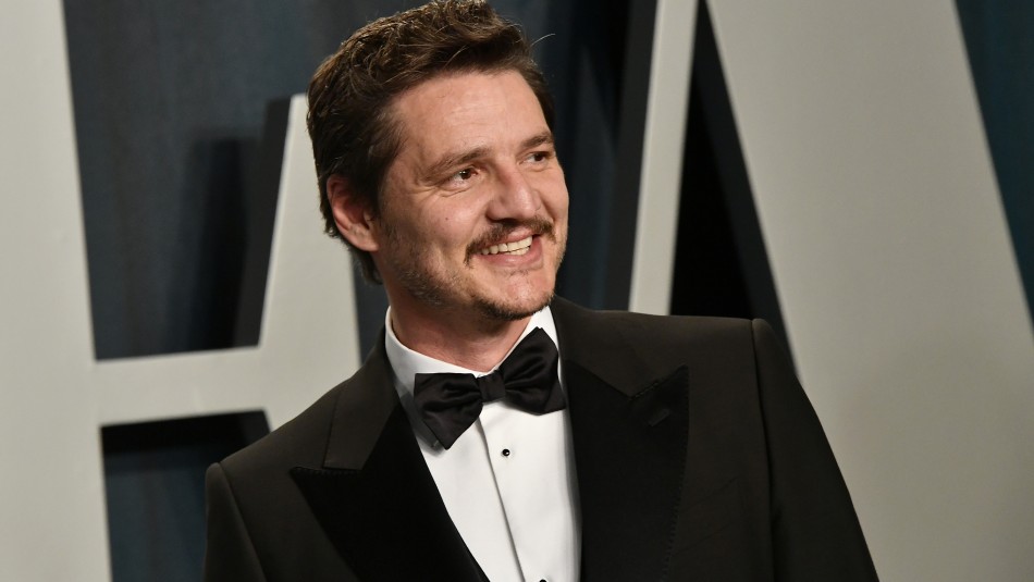 Pedro Pascal Pedro Pascal es elegido como uno de los hombres más sexys del 2020 por People