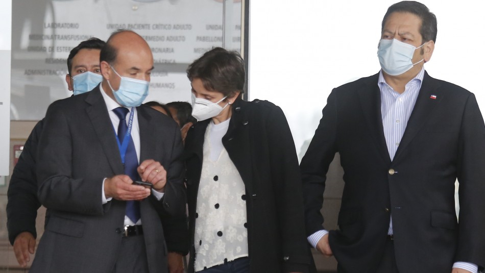 Directora del Sename critica procedimiento de carabineros tras visitar a niños baleados Directora del Sename critica procedimiento de carabineros tras visitar a niños baleados