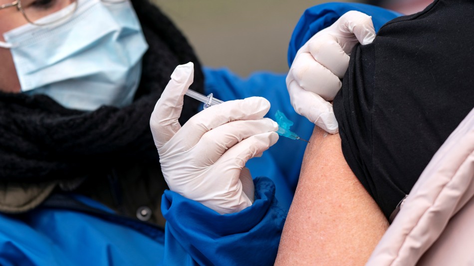 Vacuna contra el coronavirus: Las razones del Gobierno español para no hacerla obligatoria Vacuna contra el coronavirus: Las razones del Gobierno español para no hacerla obligatoria