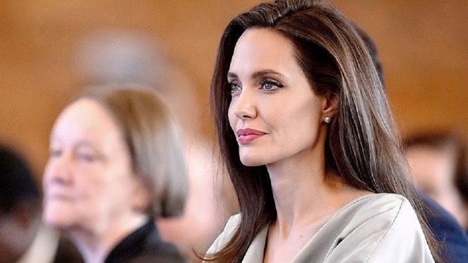 Angelina Jolie anuncia que dirigirá su quinta película en medio de la batalla por sus hijos Angelina Jolie anuncia que dirigirá su quinta película en medio de la batalla por sus hijos