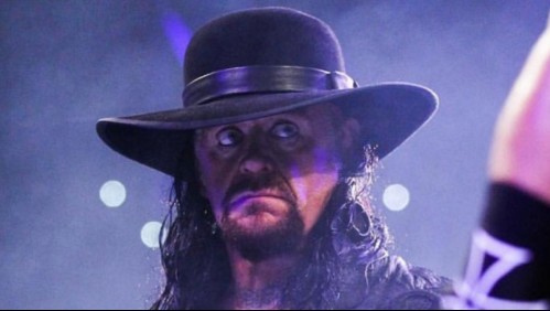 De la WWE a TikTok: The Undertaker debuta en la plataforma y causa furor con icónico 'challenge'