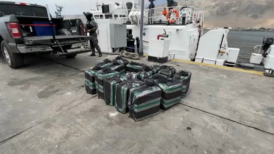 Una de las incautaciones de droga más grandes en Chile: Decomisan US$14 millones en cocaína Una de las incautaciones de droga más grandes en Chile: Decomisan US$14 millones en cocaína