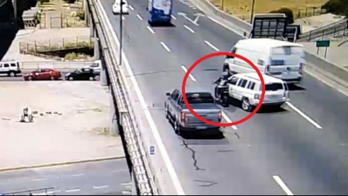 Muerte de motociclista en Vespucio Norte: Experto apunta a falta de berma en el lugar