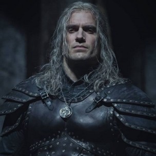 Filtran imágenes de Henry Cavill en las grabaciones de la segunda temporada de Filtran imágenes de Henry Cavill en las grabaciones de la segunda temporada de