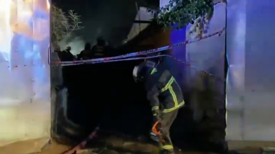 Hombre muere en incendio horas después de un asado familiar en Peñalolén