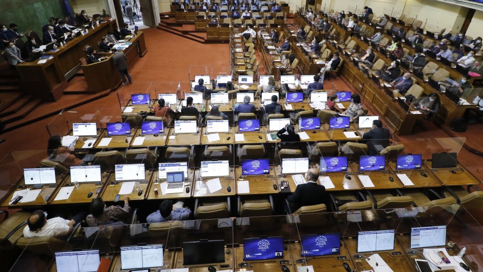 Retiro del 10%: Nueve diputados de Chile Vamos pidieron al Gobierno no cobrar impuestos Retiro del 10%: Nueve diputados de Chile Vamos pidieron al Gobierno no cobrar impuestos