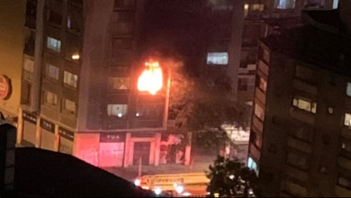 Hombre se encuentra en riesgo vital luego de intentar salvar a una mascota de un incendio