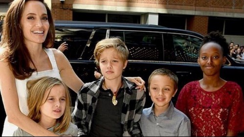 Angelina Jolie reaparece de compras con su hijo Knox que sorprende por su altura