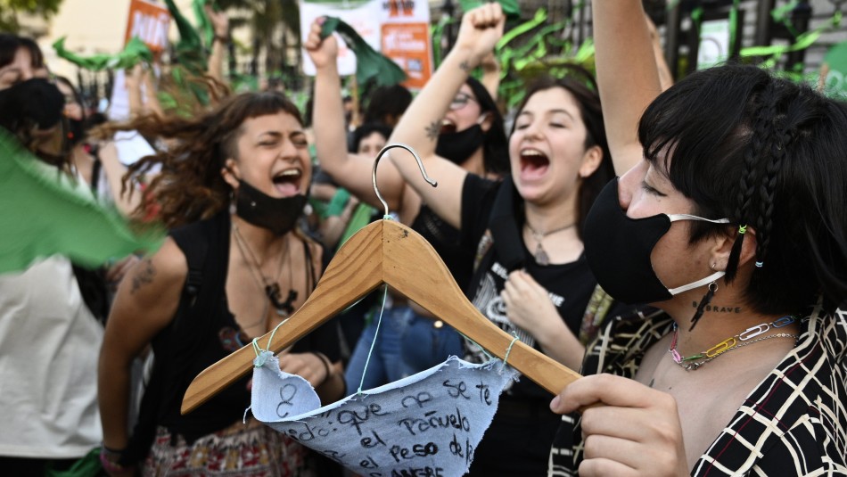 legalizacion aborto argentina Diputados aprueban legalización del aborto en Argentina: proyecto pasa al Senado