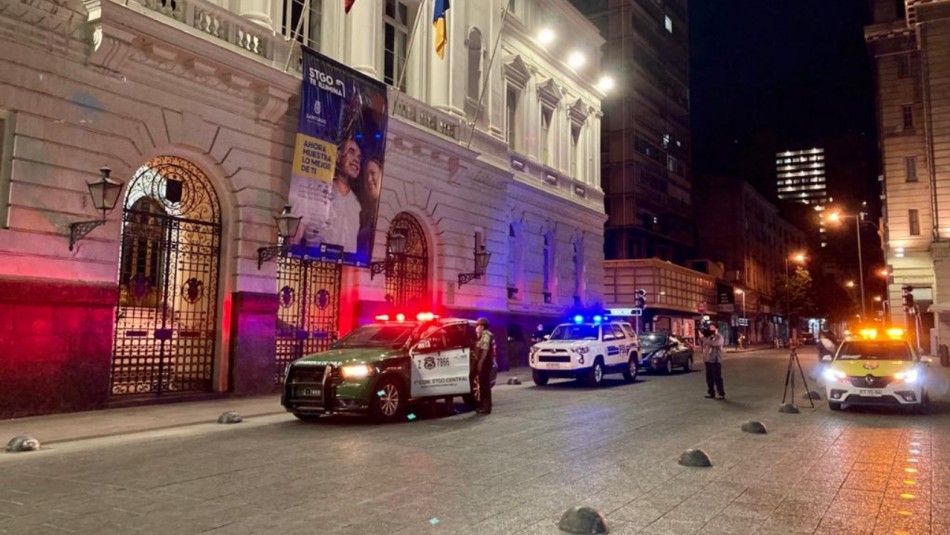 Hallan feto de seis meses abandonado en un basurero de la Plaza de Armas Hallan feto de seis meses abandonado en un basurero de la Plaza de Armas