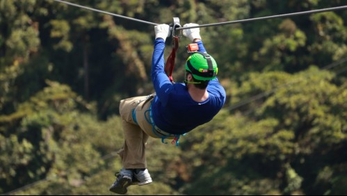 Hombre muere tras lanzarse en canopy inhabilitado: Cayó a una quebrada desde 12 metros