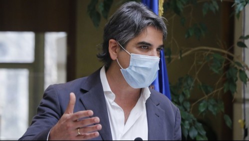 Polémica por rechazo de diputado Fuenzalida a vacuna contra el coronavirus