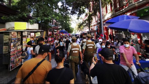 Alcaldes piden mantener a la RM en Fase 2 durante fiestas de fin de año