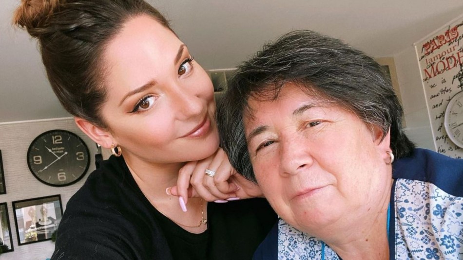 Kel Calderón se une a su asesora del hogar para ser rostros de campaña de maquillaje Kel Calderón se une a su asesora del hogar para ser rostros de campaña de maquillaje