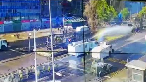 Nuevos incidentes en la Alameda generan cortes de tránsito y cierre de estaciones de Metro