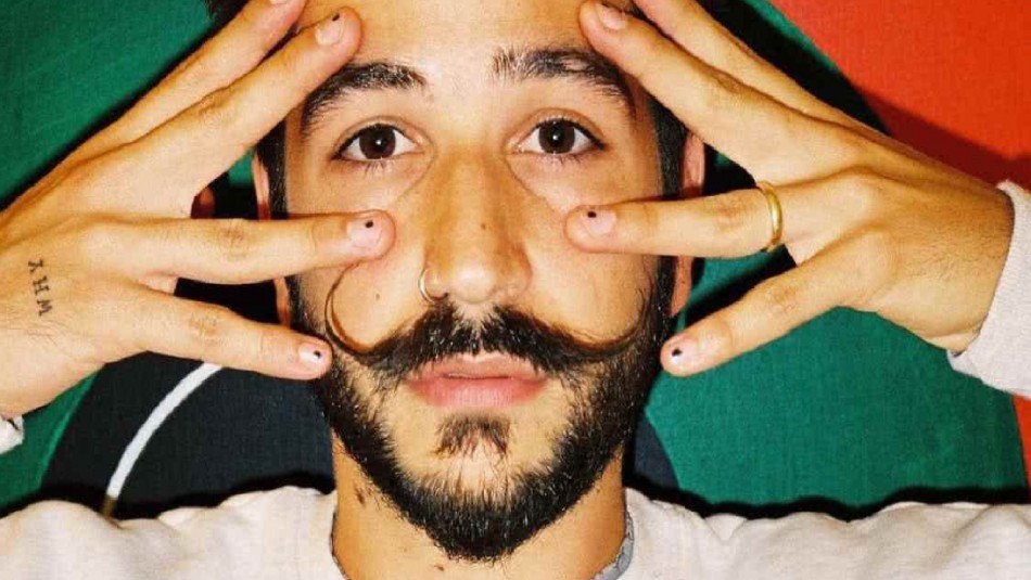 Esta es la verdadera razón por la que Camilo Echeverry se pinta puntos negros en las uñas Esta es la verdadera razón por la que Camilo Echeverry se pinta puntos negros en las uñas