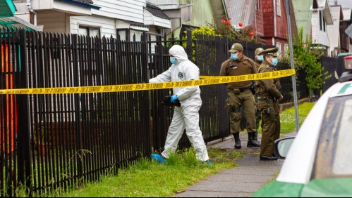 Joven acusado de matar a su madre tras apuñalarla en la cabeza asegura ser su 'hijo regalón'