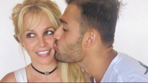 Britney Spears cambia de look y hasta su novio reacciona: 'Hermosa rubia'