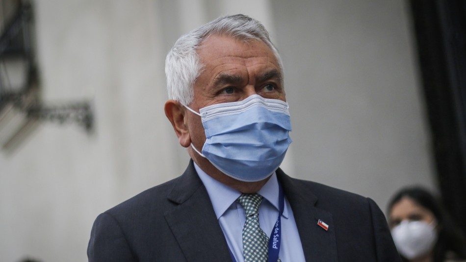Ministro Paris afirma haber iniciado conversaciones con otra distribuidora de vacunas Vacuna contra coronavirus: Paris confirmó negociaciones con otra distribuidora china