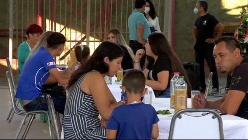 Súperalimentos: Chef y Pymes entregan cena navideña saludable a vecinos de población La Victoria