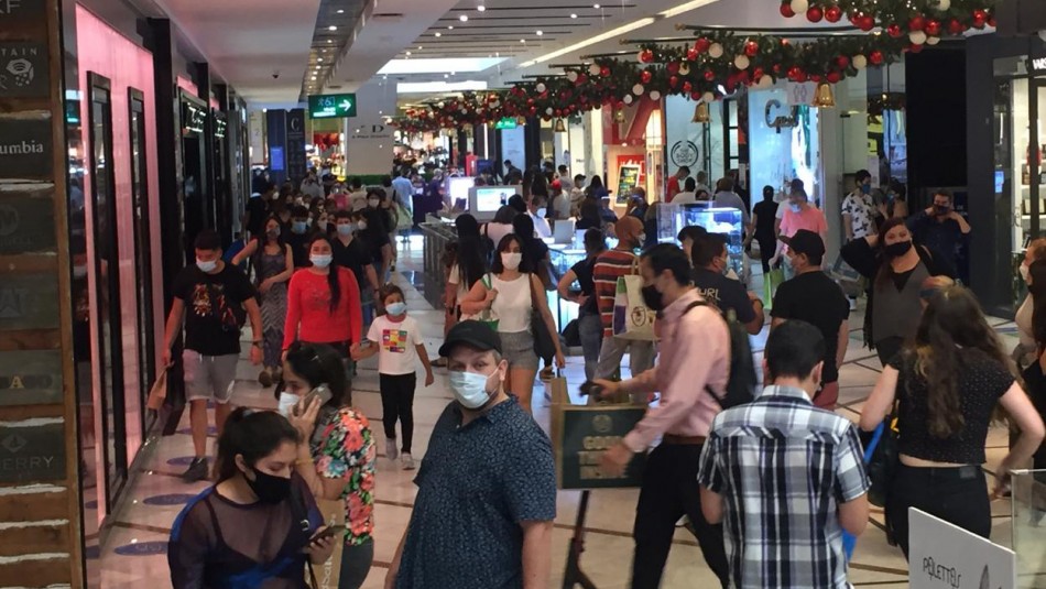 Fiscalizan malls ante aglomeraciones por compras navideñas Fiscalizan malls ante aglomeraciones por compras navideñas