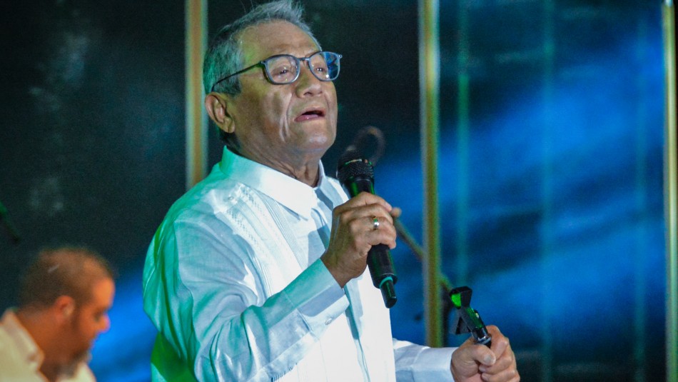 Armando Manzanero es intubado tras contagiarse de Covid a sus 85 años Armando Manzanero es intubado tras contagiarse de Covid a sus 85 años