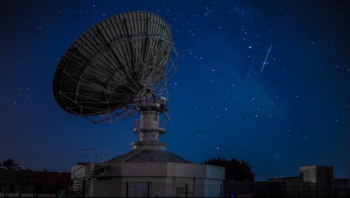 Astrónomos detectan una inexplicable señal de radio mientras buscan vida extraterrestre