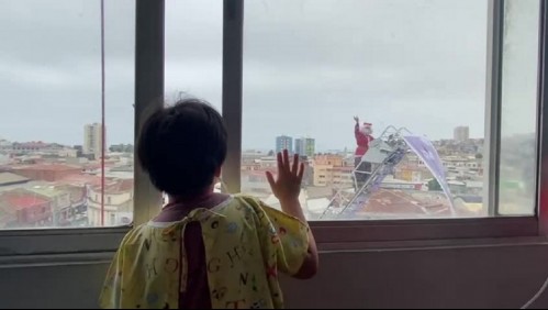 [VIDEOS] El emotivo gesto navideño de Bomberos con niños y otros pacientes hospitalizados