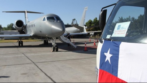 Trasladan en aviones primeras vacunas hacia las regiones del Biobío, La Araucanía y Magallanes