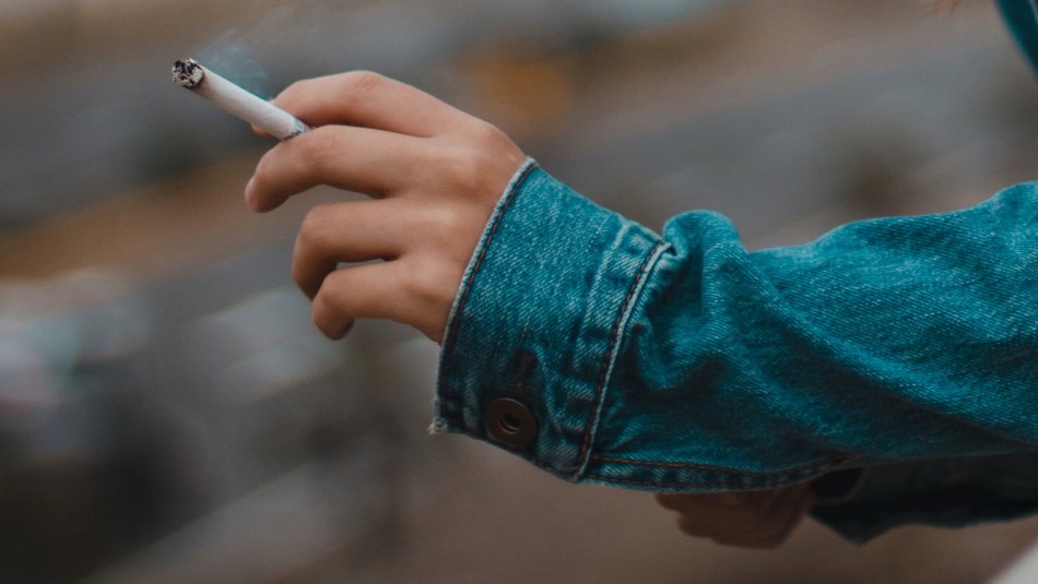 Escolares chilenos son los que más consumen tabaco, marihuana, cocaína y pasta base en América Escolares chilenos son los que más consumen tabaco, marihuana, cocaína y pasta base en América