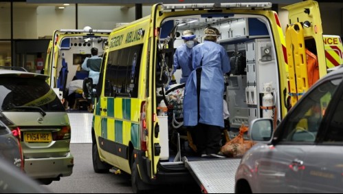 Récord de contagios en Reino Unido: Lugar donde surgió nueva cepa suma 53.135 casos en un día