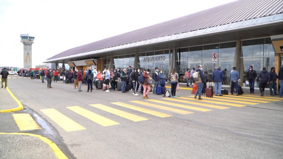 Aeropuerto de Punta Arenas debió ser evacuado por presencia de dos personas con coronavirus Aeropuerto de Punta Arenas debió ser evacuado por presencia de dos personas con coronavirus