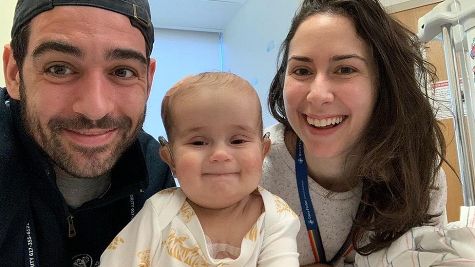 La dolorosa despedida de periodista a su hija de 9 meses que murió por extraño cáncer La dolorosa despedida de periodista a su hija de 9 meses que murió por extraño cáncer
