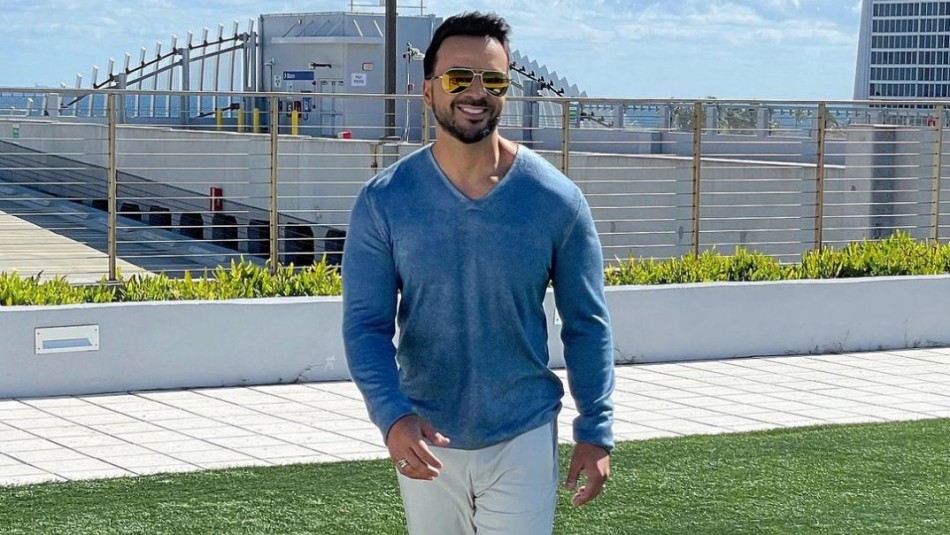 Luis Fonsi ofrece sus servicios como 