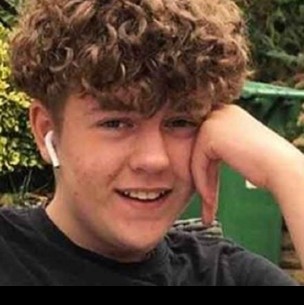 Crimen impacta a Londres: Adolescentes detenidos por apuñalar a niño de 13 años en un bosque