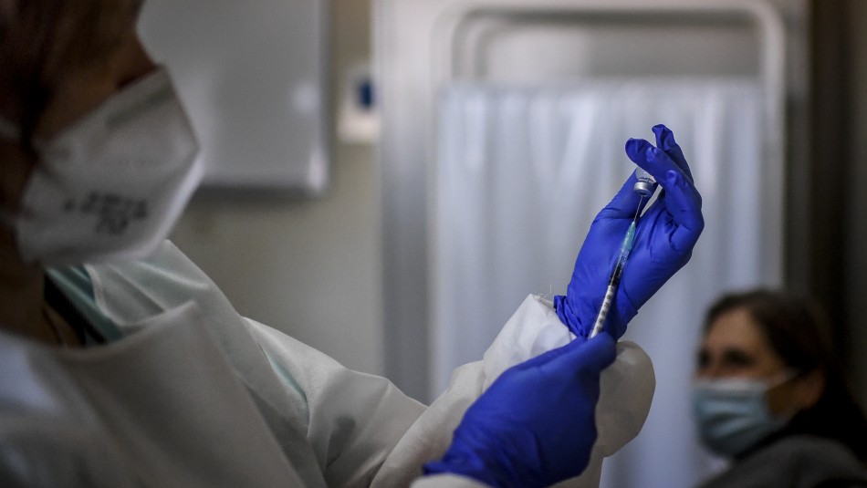 Enfermera Portugal Enfermera vacuna de coronavirus muere en Portugal.