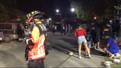 Mujer intoxicó a sus vecinos tras intentar espantar a un perro que llegó a su condominio