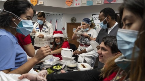 Disfraz de árbol de Navidad habría causado brote de coronavirus en hospital de EEUU