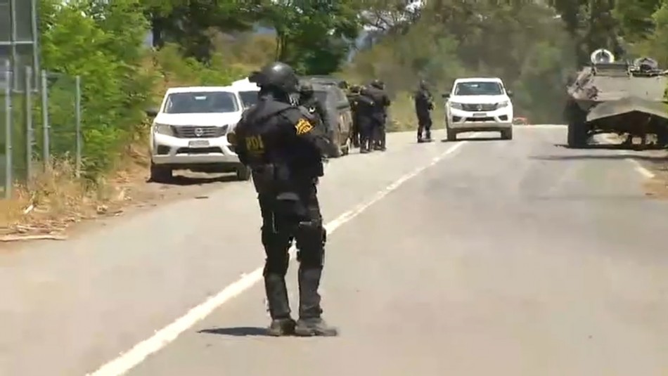 Confirman muerte de funcionario de la PDI en allanamiento por droga en Ercilla Confirman muerte de funcionario de la PDI en allanamiento por droga en Ercilla