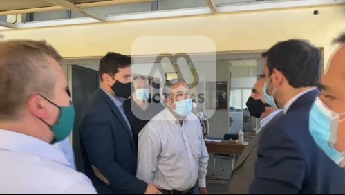 'Si entras te voy a aforrar': Ministro Delgado vive tenso momento en velorio de agricultor