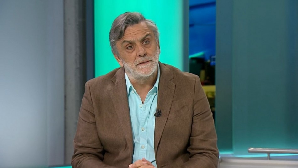 Pablo Longueira renuncia a la UDI tras nuevo intento fallido para ser candidato a constituyente Pablo Longueira renuncia a la UDI tras nuevo intento fallido para ser candidato a constituyente
