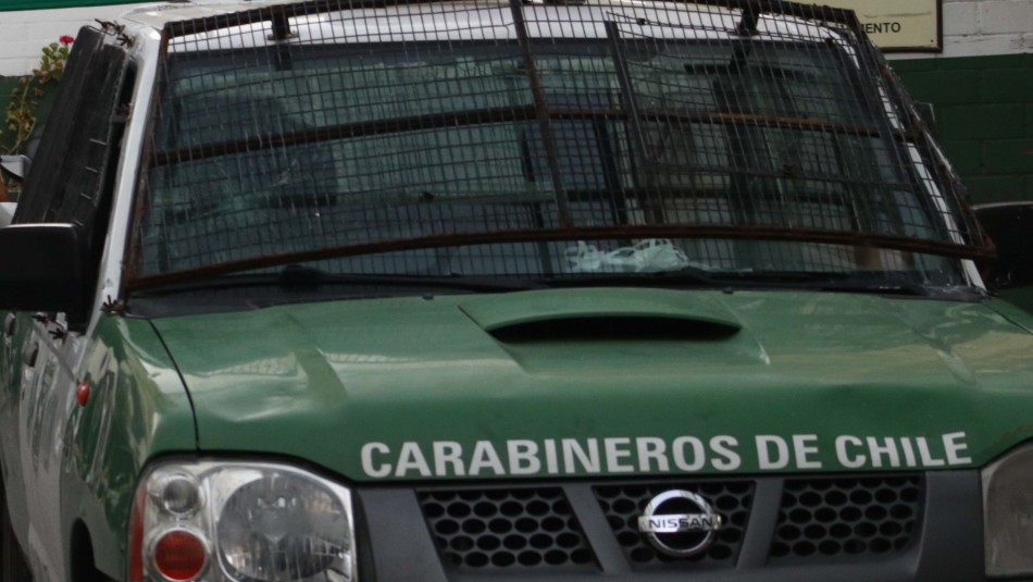 Detenidos Quebrada de Macul Carabineros detiene a 53 personas en Quebrada de Macul por infringir medidas sanitarias