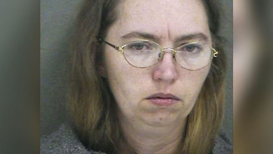 Lisa Montgomery Suspenden ejecución de mujer condenada por matar a una embarazada para robarle su feto