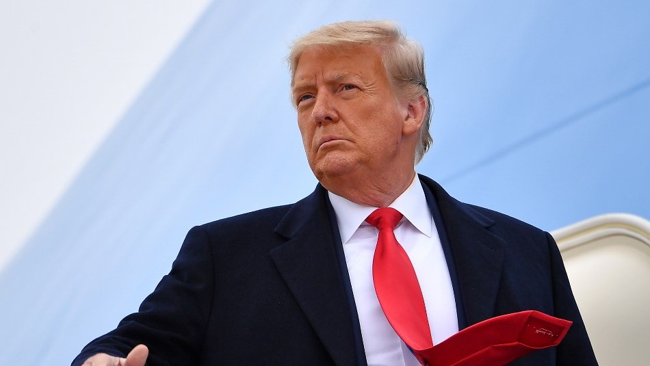 Aprueban resolución para invocar la 25° Enmienda y así destituir a Trump Aprueban resolución para invocar la 25° Enmienda y así destituir a Trump