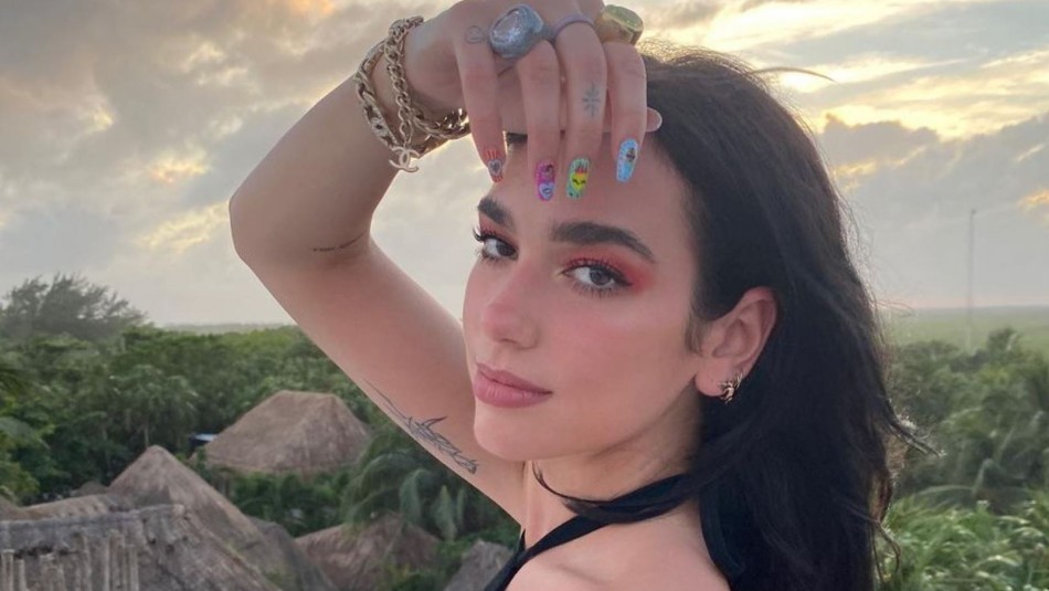 Dua Lipa protagoniza icónica portada de la revista Rolling Stone Dua Lipa protagoniza icónica portada de la revista Rolling Stone